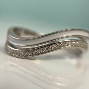 Adeline Wave Ring | Breastmilk Ring